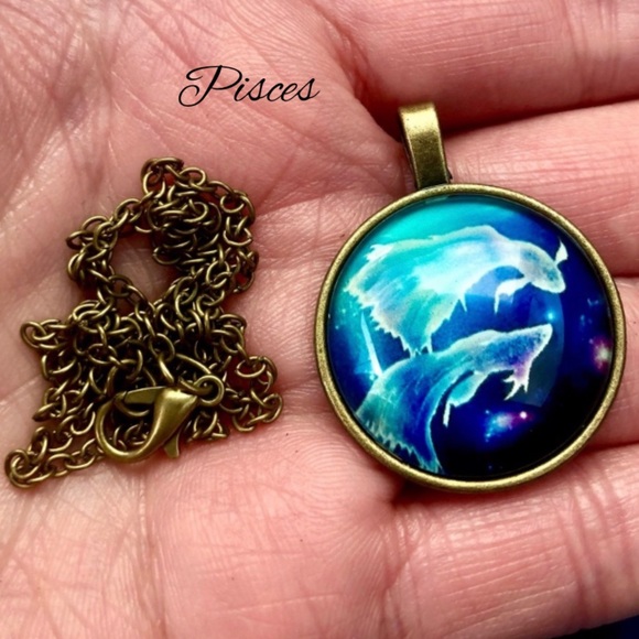 3-$10 Pisces Glow In The Dark Zodiac Pendant Necklace - Picture 2 of 3